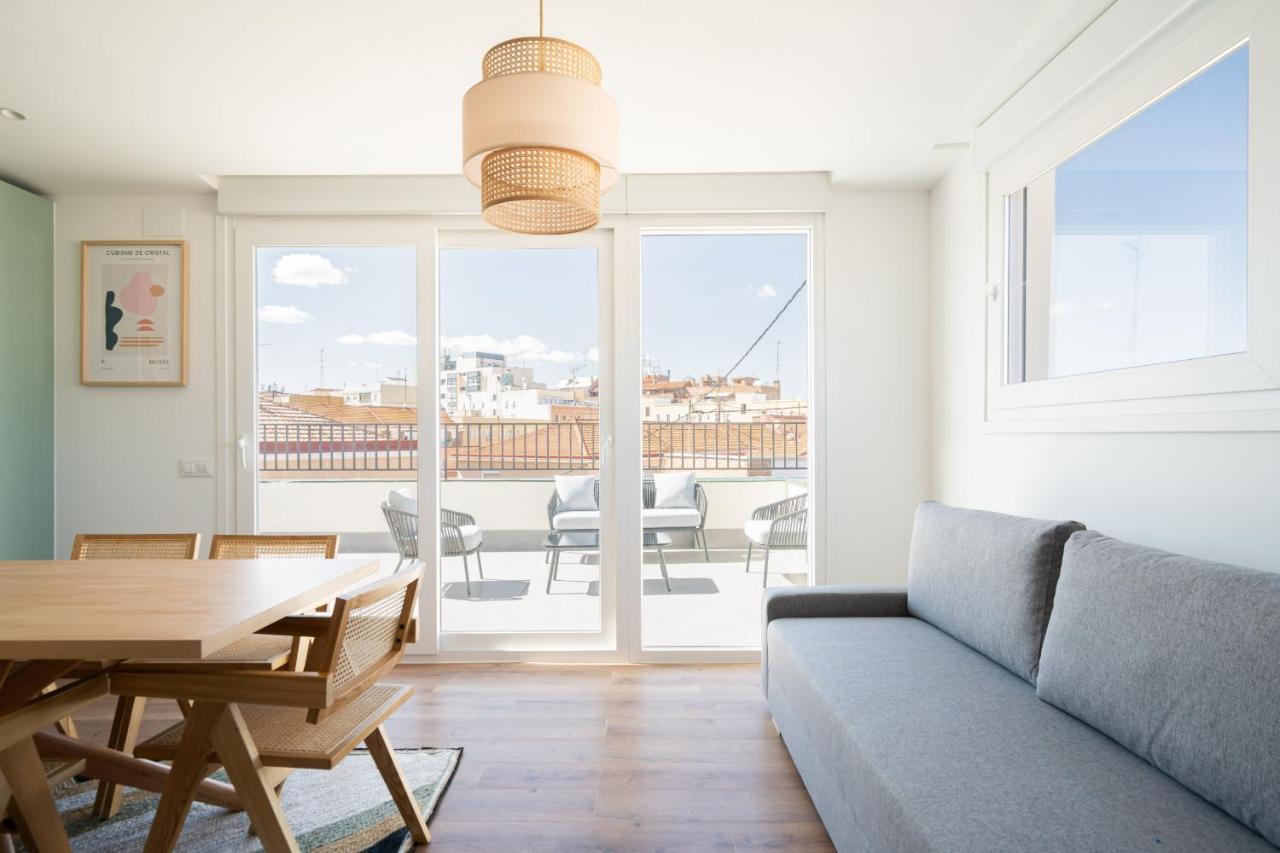 Atico Reformado En Madrid Rio Alquiler Temporal Apartment Ngoại thất bức ảnh