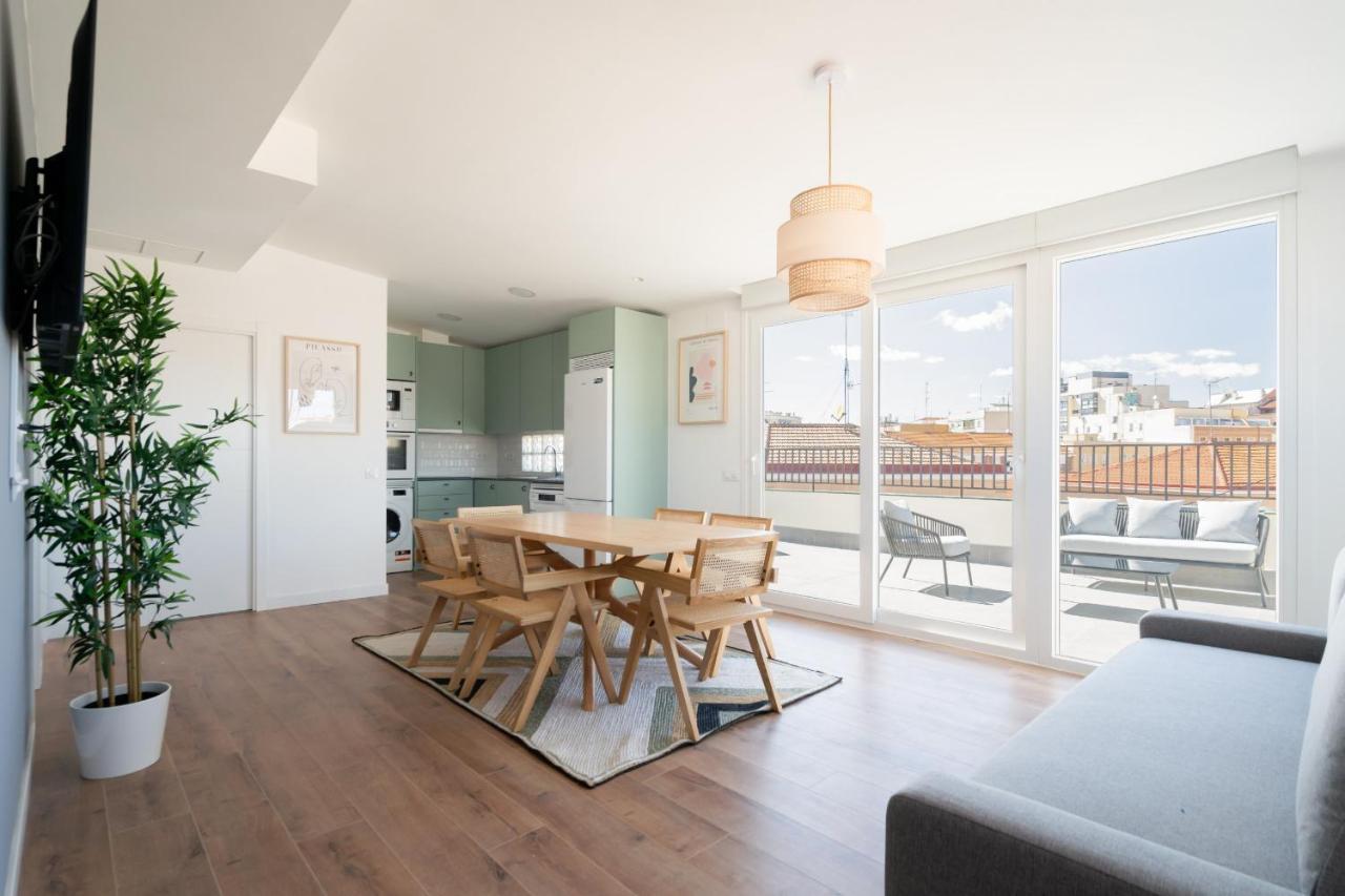 Atico Reformado En Madrid Rio Alquiler Temporal Apartment Ngoại thất bức ảnh