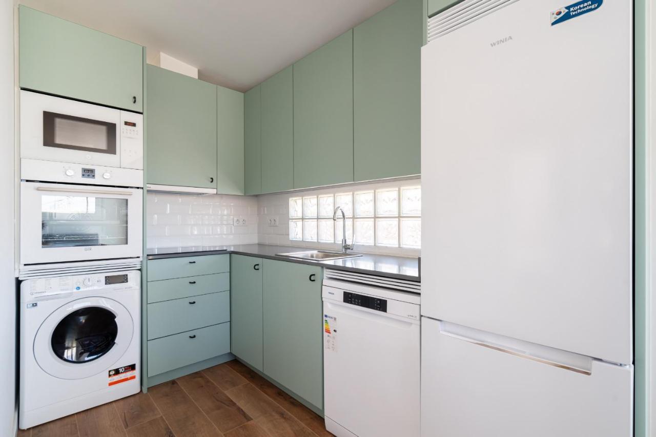 Atico Reformado En Madrid Rio Alquiler Temporal Apartment Ngoại thất bức ảnh